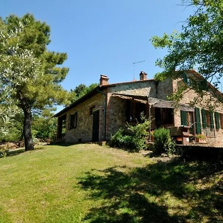 Villa Campoleone Sleeps 9 With Pool And Wifi